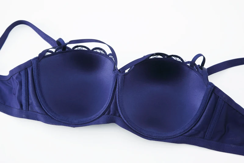 Soutien-Gorge + Culotte Pour Gros Seins Bonnet E Taille 100E - Dentelle - Neuf