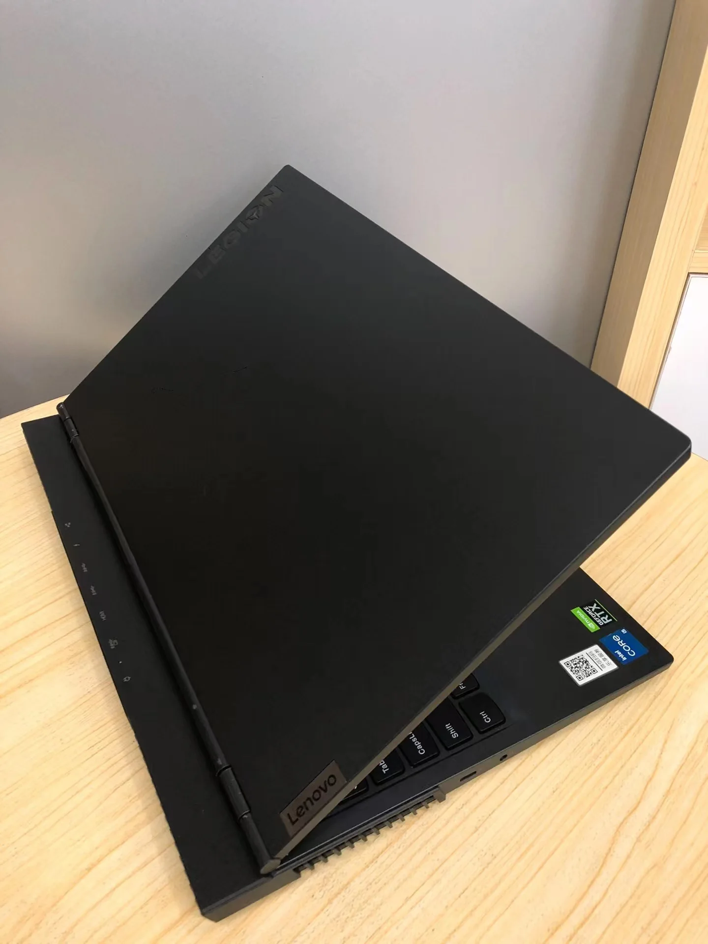 Good Sale Used Laptop Y7000 i7 512GB Laptop Computer High Performance Gaming Laptop