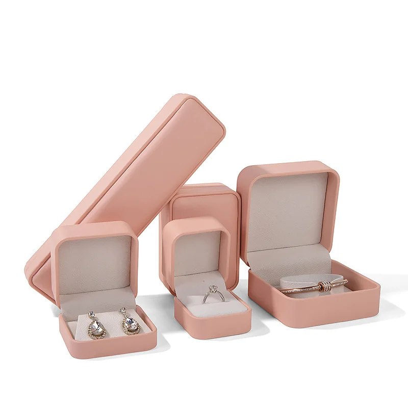 Hae5b77ba77744a7aa302ad2f453daf86s