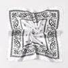 Sqscarf-015