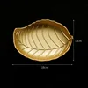 Assiette à fruits en forme de feuille de bois doré, petit modèle B