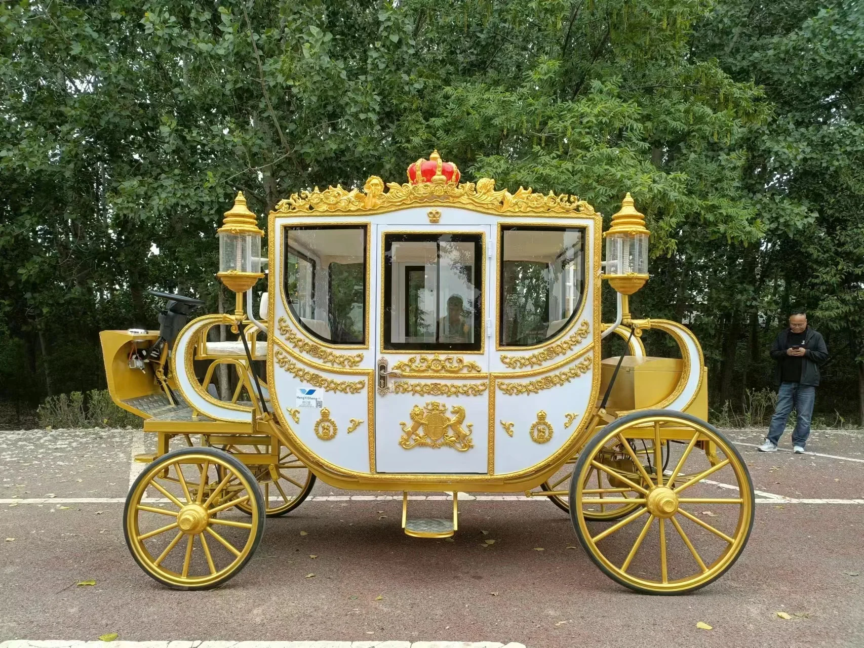 Miguo Luxurious Royal Horse Drawn Carriage Royal Horse Carriage For