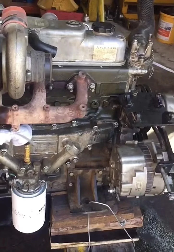Sany Excavator Sy215c Diesel Engine Used Mitsu Bishi Fuso 6d34 Motor