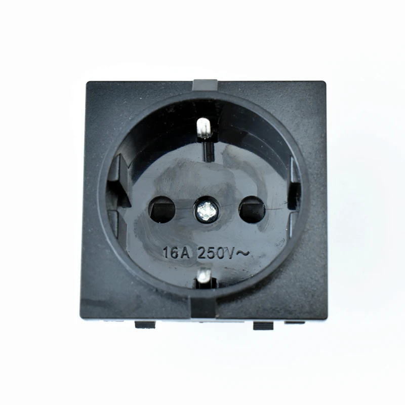 Round German Eu Standard Socket