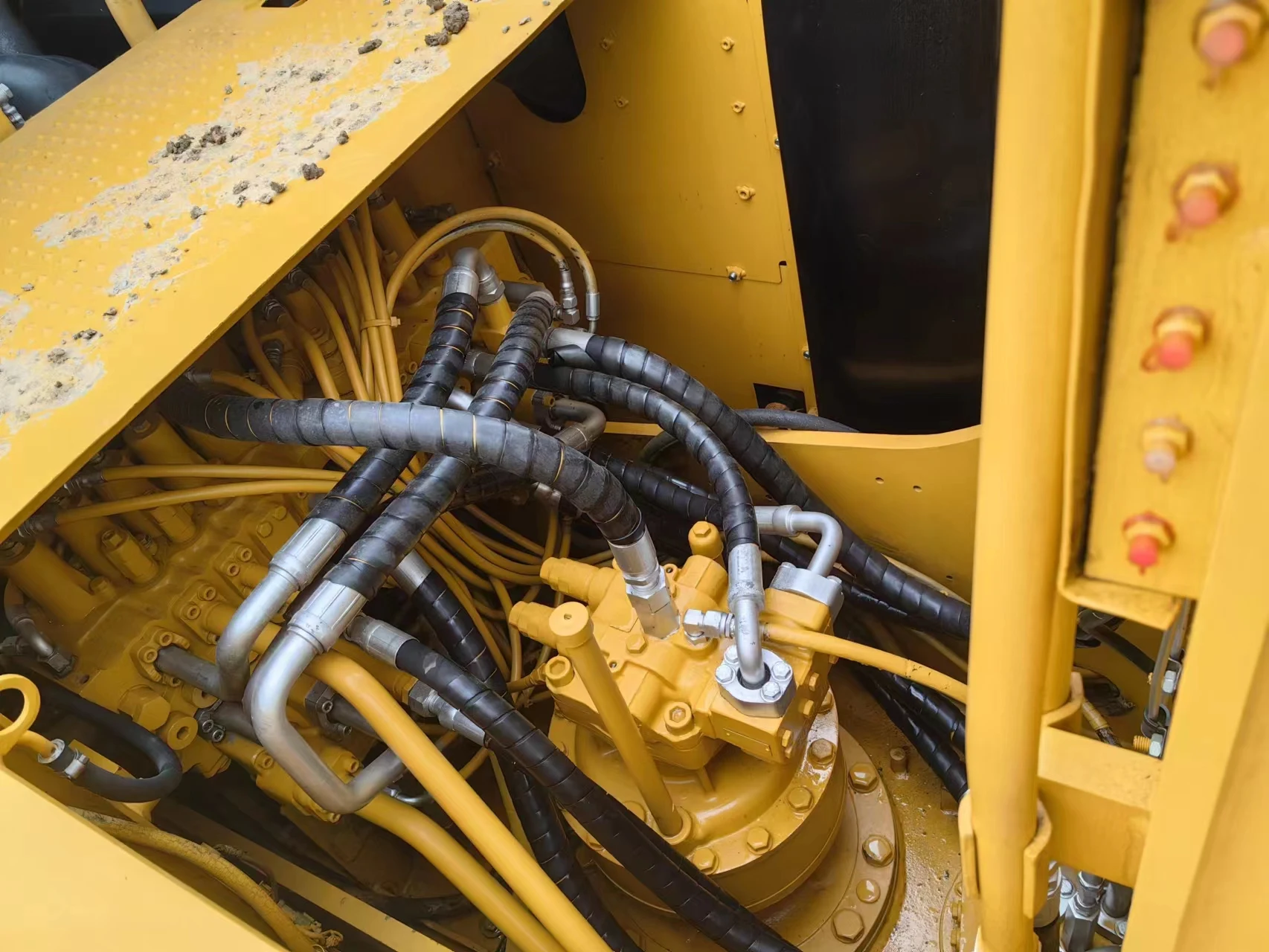 Japan Backhoe Cat 320d2 With Injection Engine Excavator Second Hand