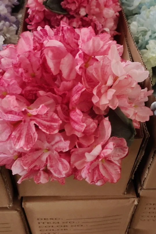 Wholesale Luxury Burnt Edge Hydrangea Artificial Flowers For Home