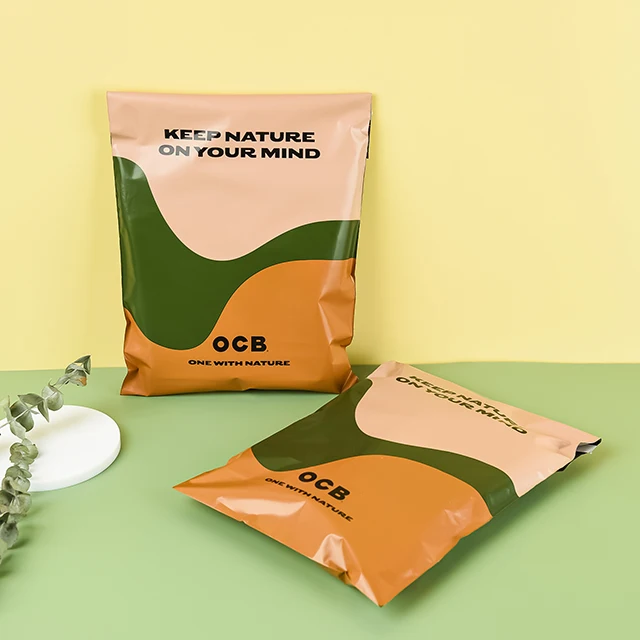 OEM Custom Poly Mailers Plastic Mailing Bags factories' Logo Shipping Clothing Biodegradable Packaging Colored factory