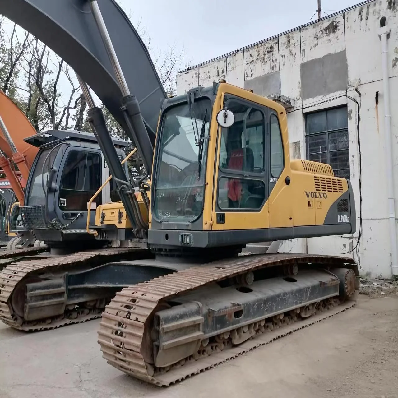 Used Hydraulic Crawler Excavator 29 Ton Volvo 290 Excavator Ec290 Ec290blc Buy Used Volvo