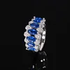Anillo de cristal puntiagudo azul
