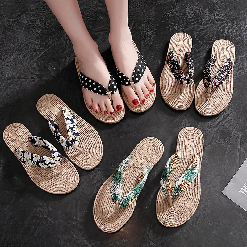 2022 New Summer Fashion Design Weave Women Beach Flip-Flops Non-Slip Flat  Ladies Outdoor Soft Slippers Women's Simple Flip-Flop