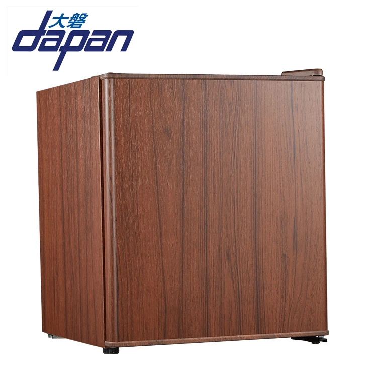 For Italy Can Pass New Erp Portable Black Mini Fridge with Lock Freezer