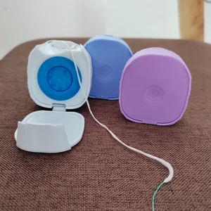 Daily Care ISO GMP Factory Portable Luxury Storage Box Orthodontic Expending Floss Soft Spongy Brace Interspace Floss 50picks