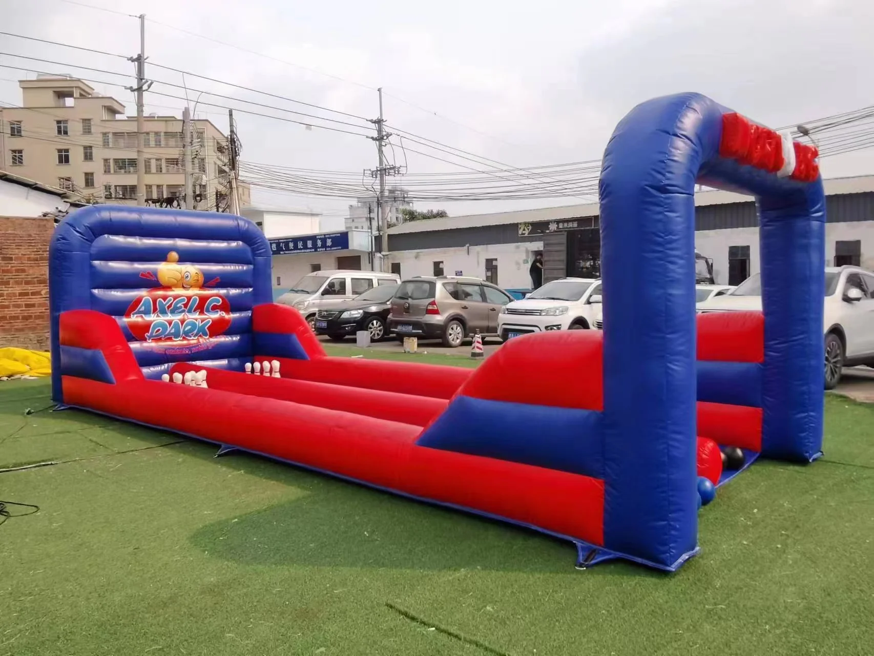 2023 Hot Sale Sport Game Double Lane Inflatable Bowling Game For Kids