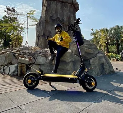 Zero 11X Latest Version Manufacture Dual Motor Electric Scooters 6000W NO TAX Delivery Scooter Zero 11X for Off Road