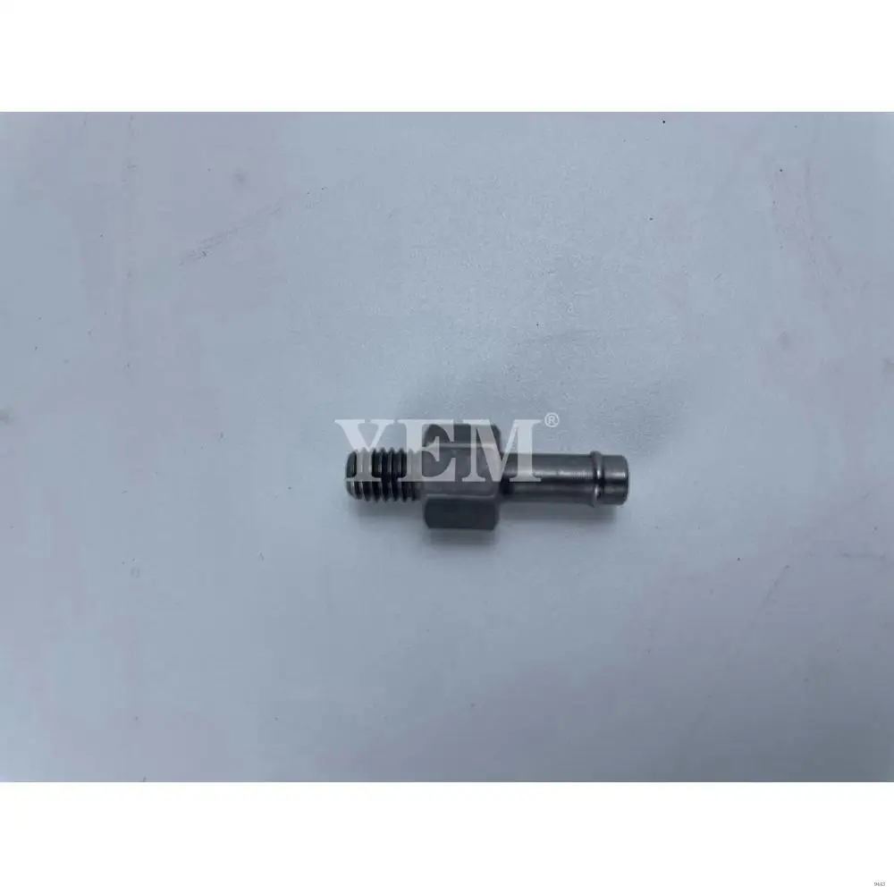 D902 Fuel Injector Assembly 15841-51360 for Kubota