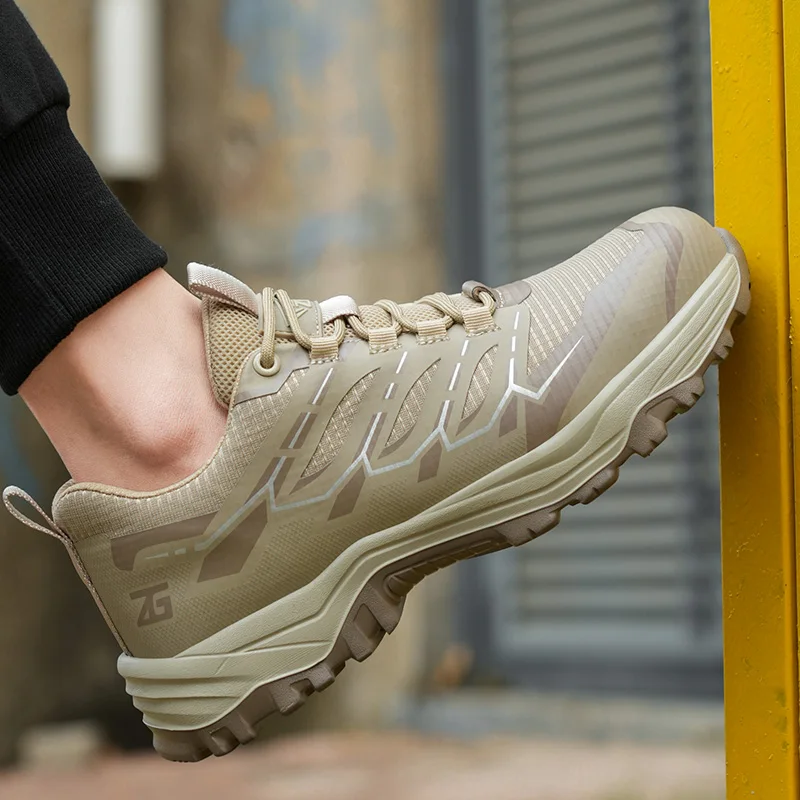 ZG 909-1 Anti-Slip Outdoor Hiking Sneakers for All Seasons