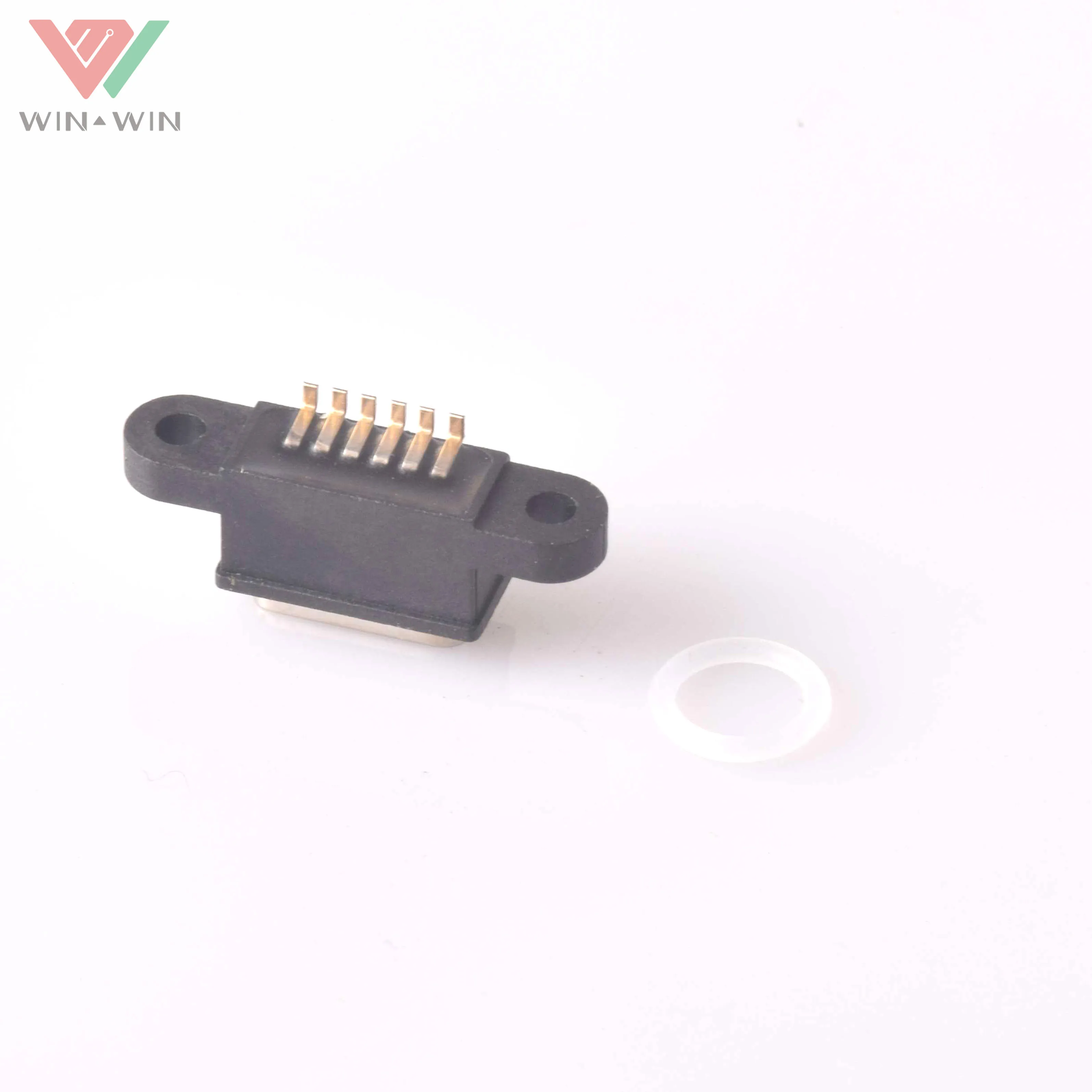 China Factory 6Pin Waterproof Female USB Type C Connector IPX8
