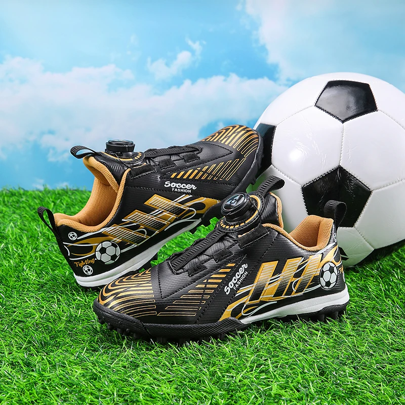 Hot Design Nonslip Fashion Children Football Shoes Wholesale Pu