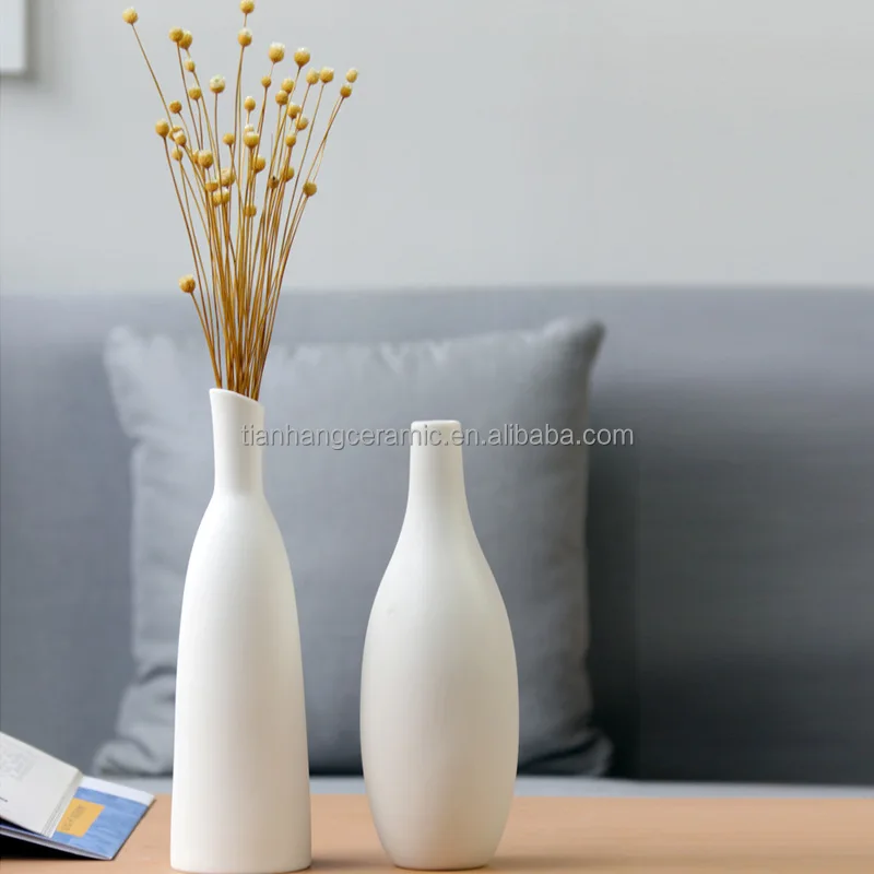 Unique design porcelain modern Dried flower accessories white ceramic vases for home decor hotel living room table top ornaments.jpg