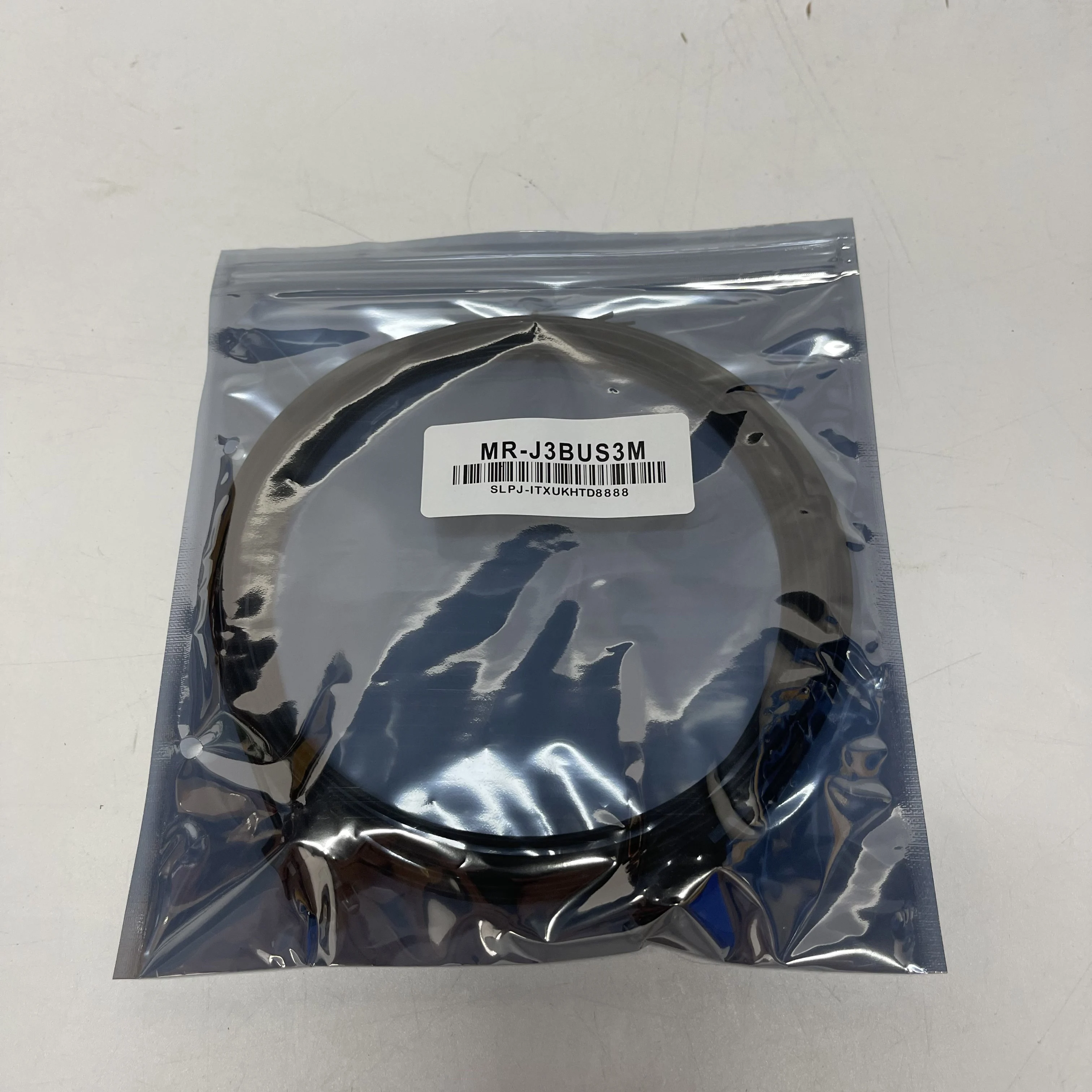 Mitsubishi Servo Bus Cable MR-J3BUS3M Mitsubishi Servo Bus Cable MR-J3BUS3M