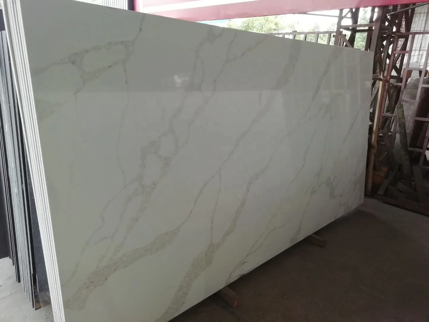 BOTON STONE Calacatta Quartz China White Factory Artificial Marble  Production Line White Quart Slabs