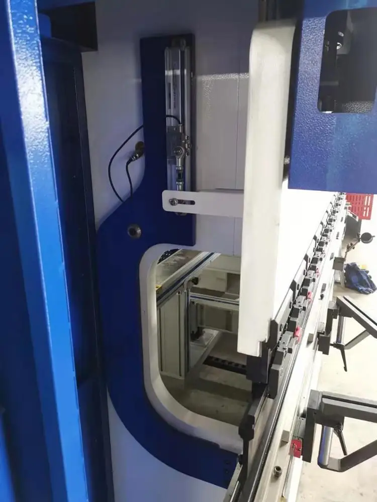 Factory Price Sheet Metal CNC Hydraulic Press Brake / Bending Machine/Bender China Made