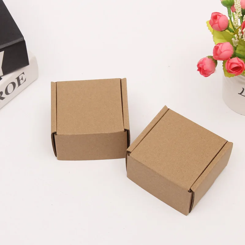 
Напечатанные на заказ гофрированные коробки для одежды и телефона, черные картонные коробки 