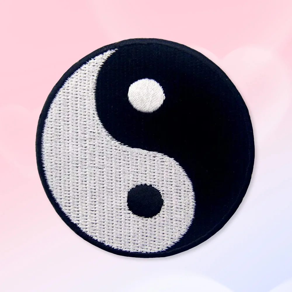 Toppa Termoadesiva Ricamata Ying Yang 7,5 Cm - Ecusson Per Vestiti, Giacca, Jeans