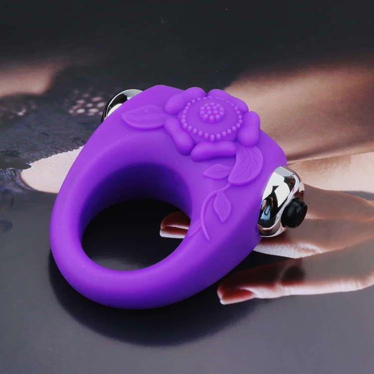 Секс және су перілері Қарт ана кішкентай ұлымен жыныстық қатынасқа түседі.