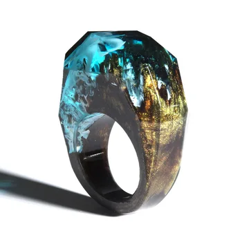 2021 Popular Multi Color Wide Crystal Resin Ring Handmade Irregular Geometric Gemstone Wooden Ring Couple Jewelry