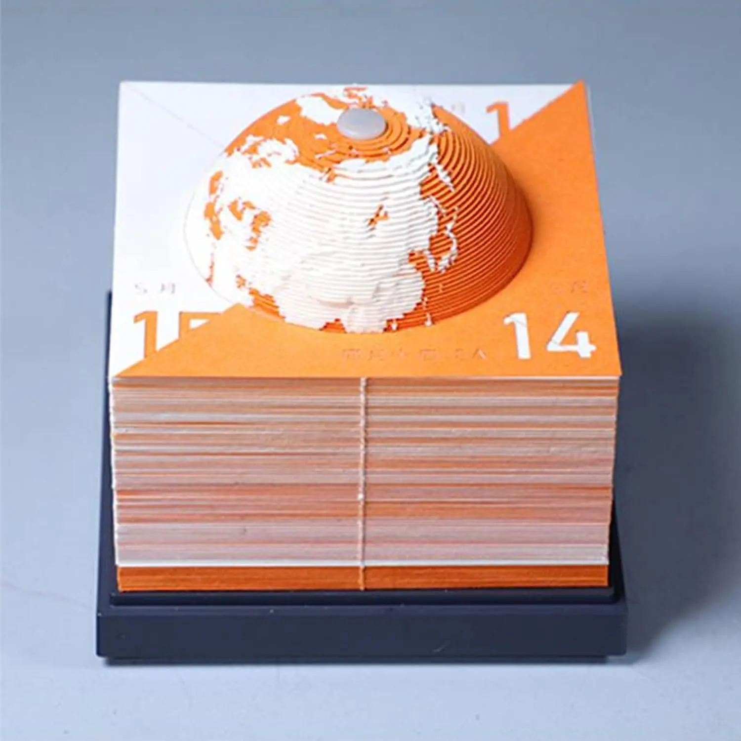 creative-diy-paper-calendar-art-earth-sculpture-gift-calendar-sticky