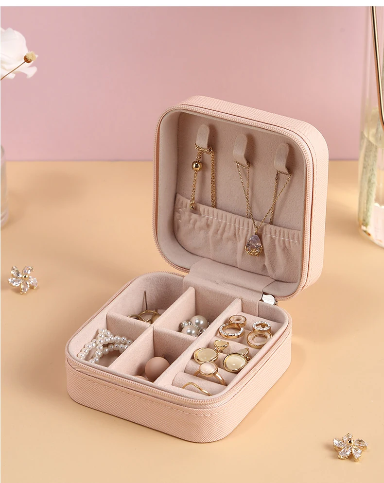 Wholesale Custom Logo Pu Leather Small Square Necklace Ring Earring Wedding Gift Jewelry Box Travel Jewellery Boxes Organizer