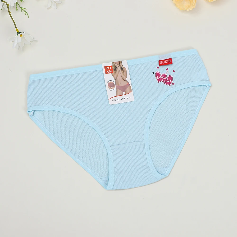 Porno lezbiyenlar hoqna qoyadilar Rus tilida porno telekorsatuvlar