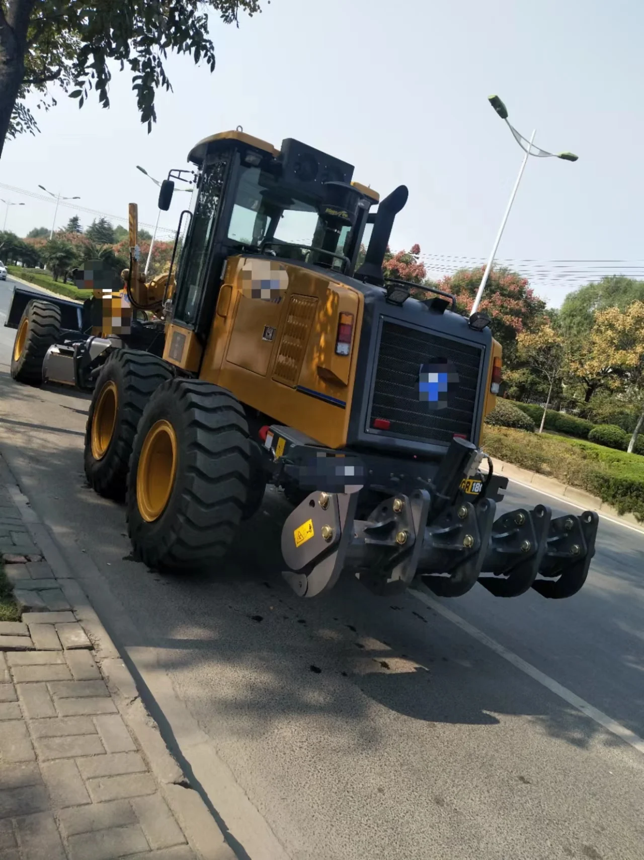 Официальное оборудование оригинальный автомобильный грейдер GR215 215hp GR180 для дорожного строительства в