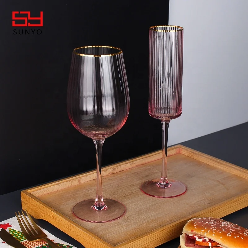 Sunyo Wholesale Hand Craft Customized Unique Gold Rim Pink Ribbed Wine Glasses Hot Pink Crystal Goblet Coupe Red Wine Glass