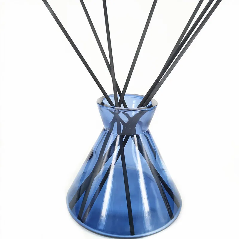 Hot Selling Aromatherapy Conical Reed Diffuser Bottle 200ml For Home