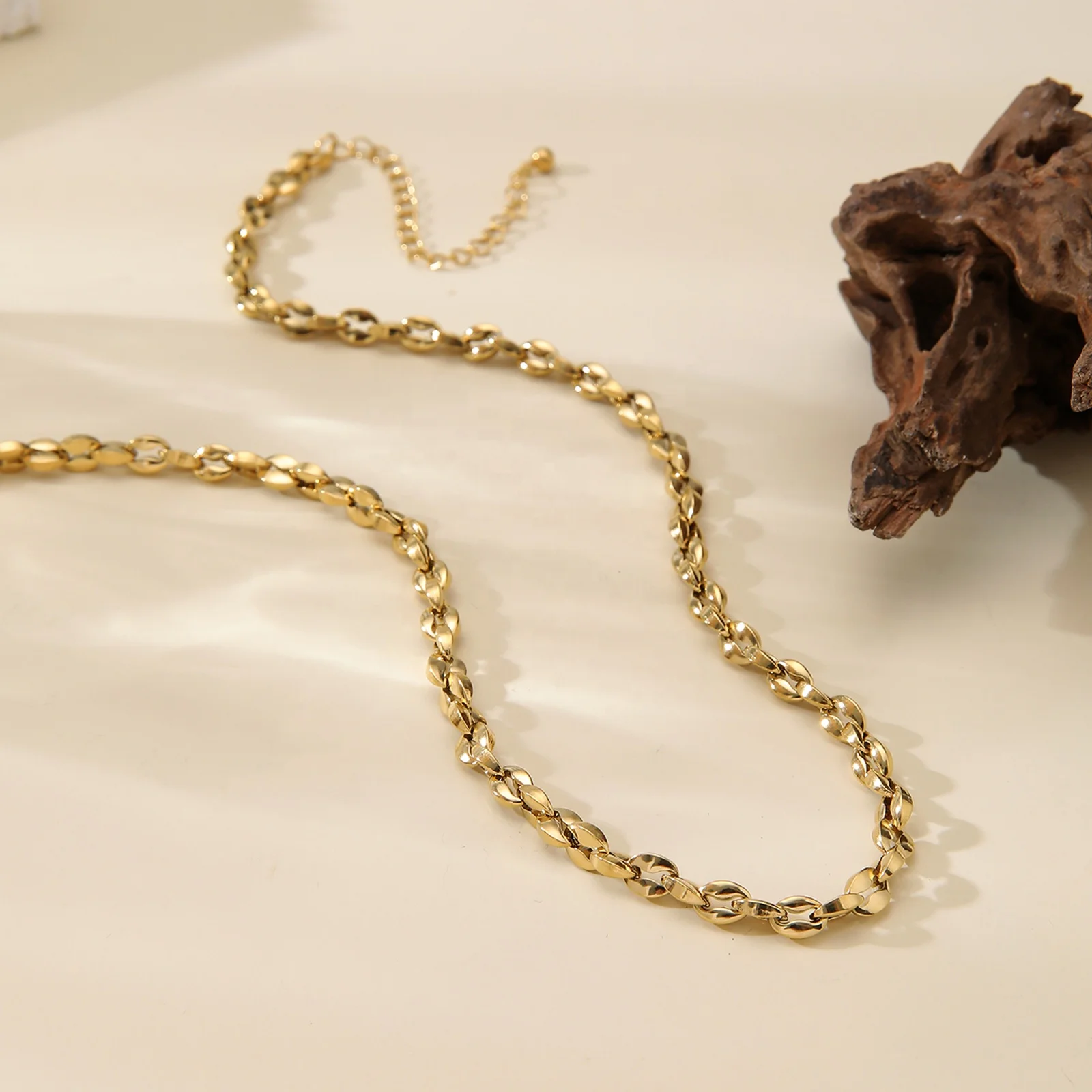 Collier Ras De Cou Et Bracelet Vintage En Acier Argenté - Ensemble Bijoux Ancien Sans Marque, Occasion Porté