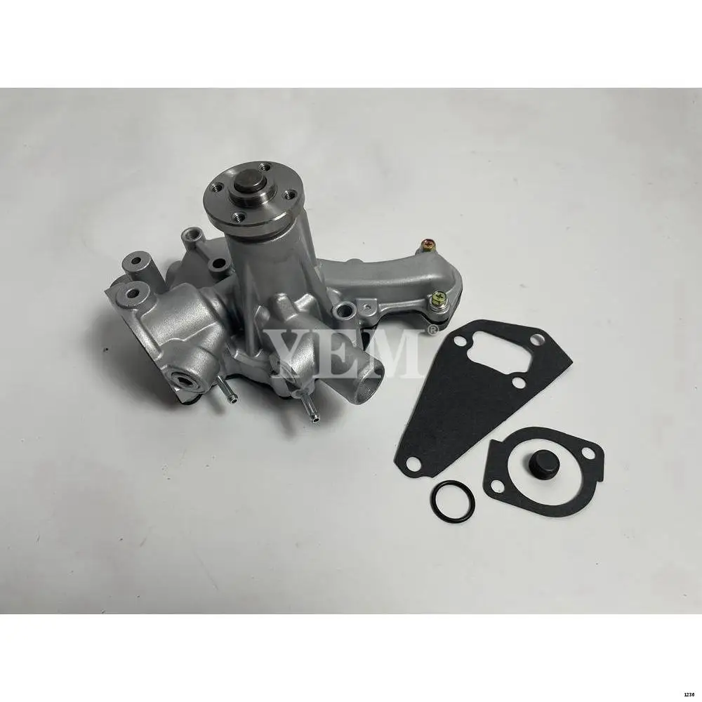 Engine Spare Parts 4D88 Water Pump for Komatsu