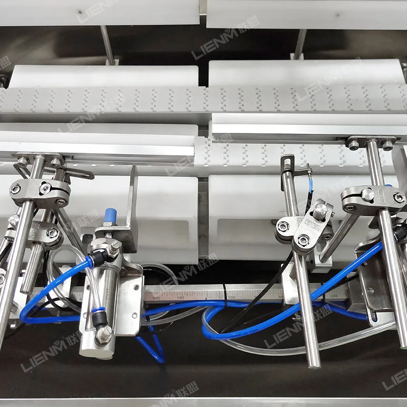 Automatic Liquid Filling Machine 2 Heads Bottling Liquid Soap Shower Gel Liquid Piston Filling Machine