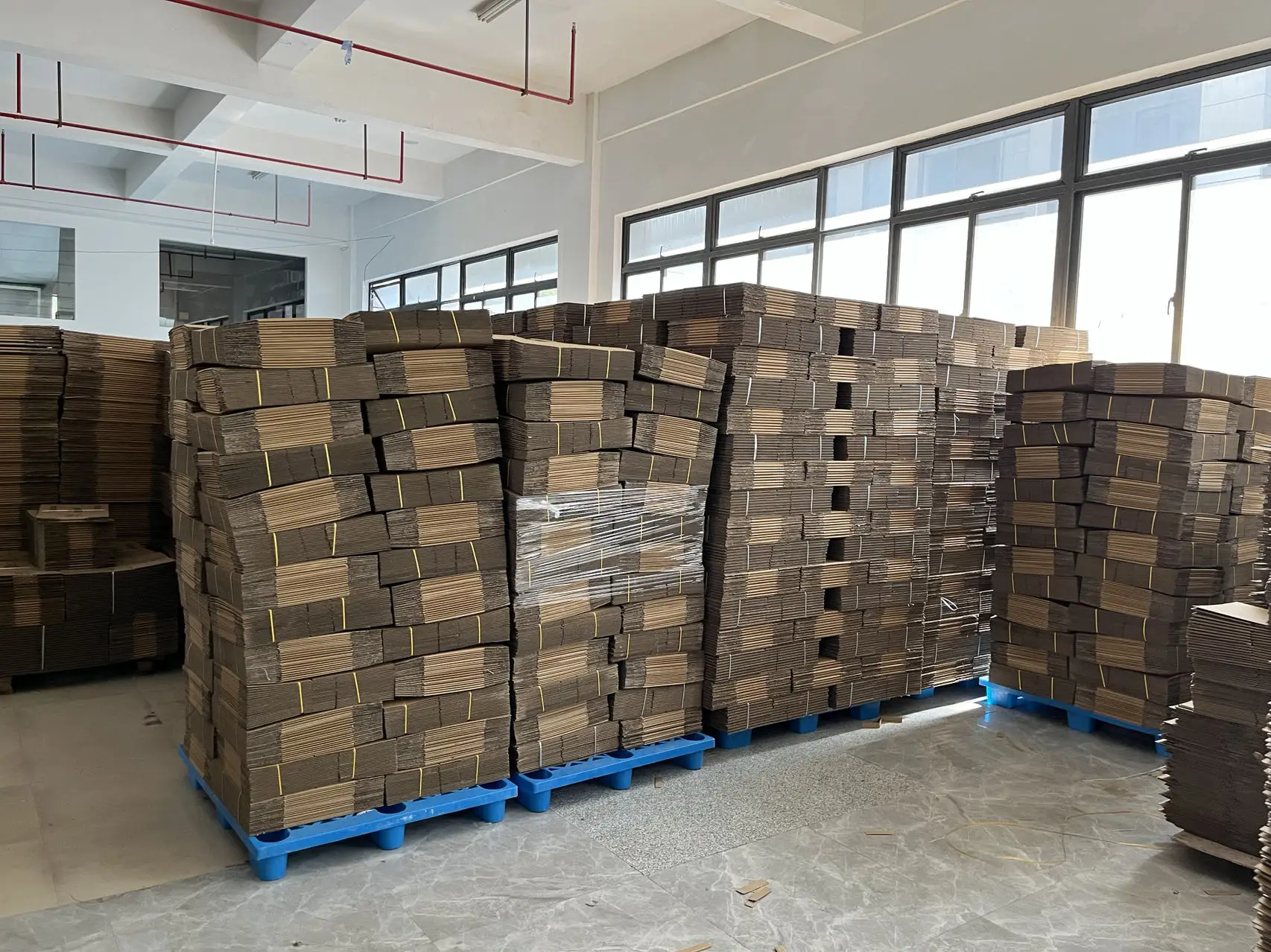 Corrugated Moving Boxes Wholesale Stackable Reusable Custom logo Brown Shipping Box 3 5 Layers Package Carton Boxes