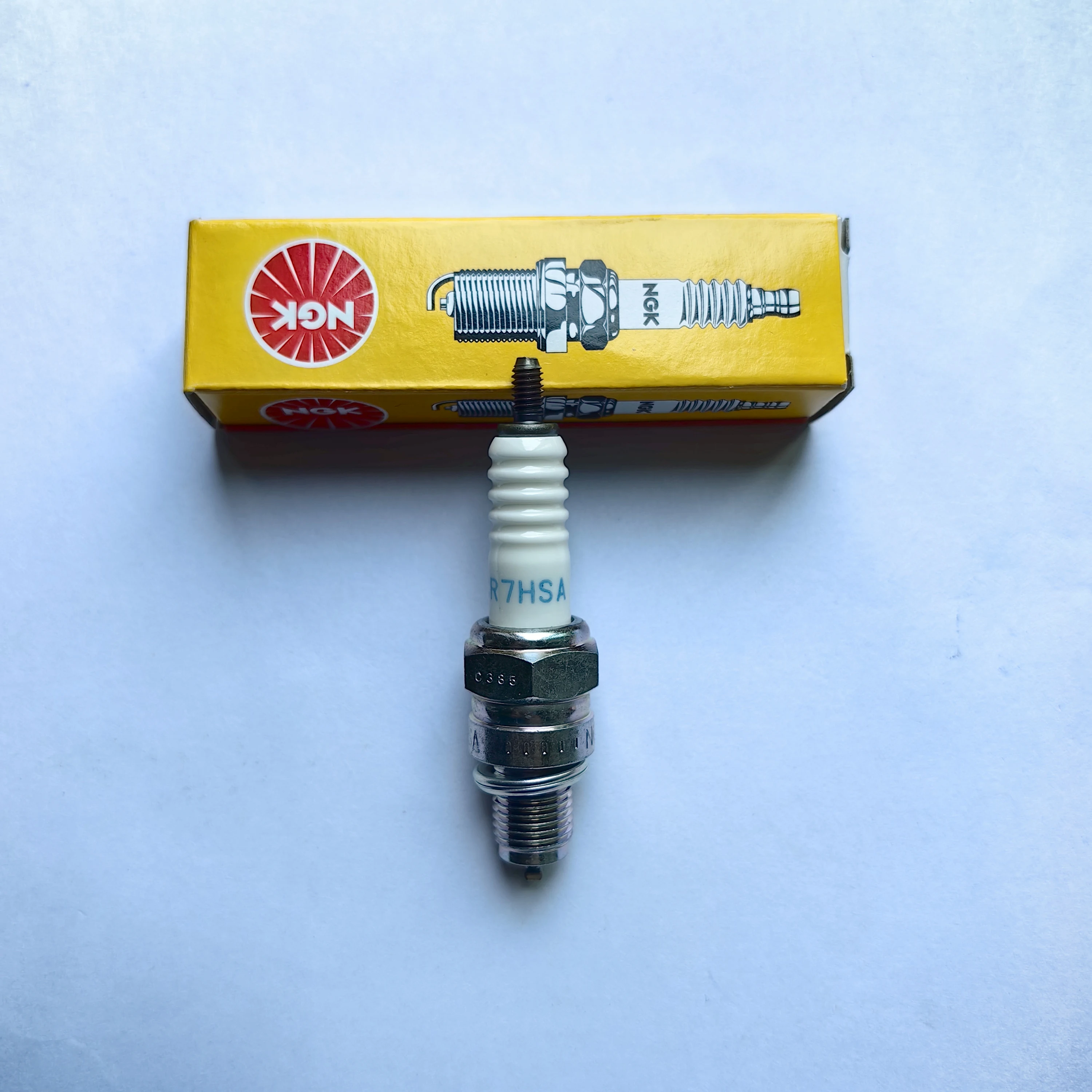 NGK Bujia 4549 CR7HSA - Original Spark Plugs for Honda CRF100F