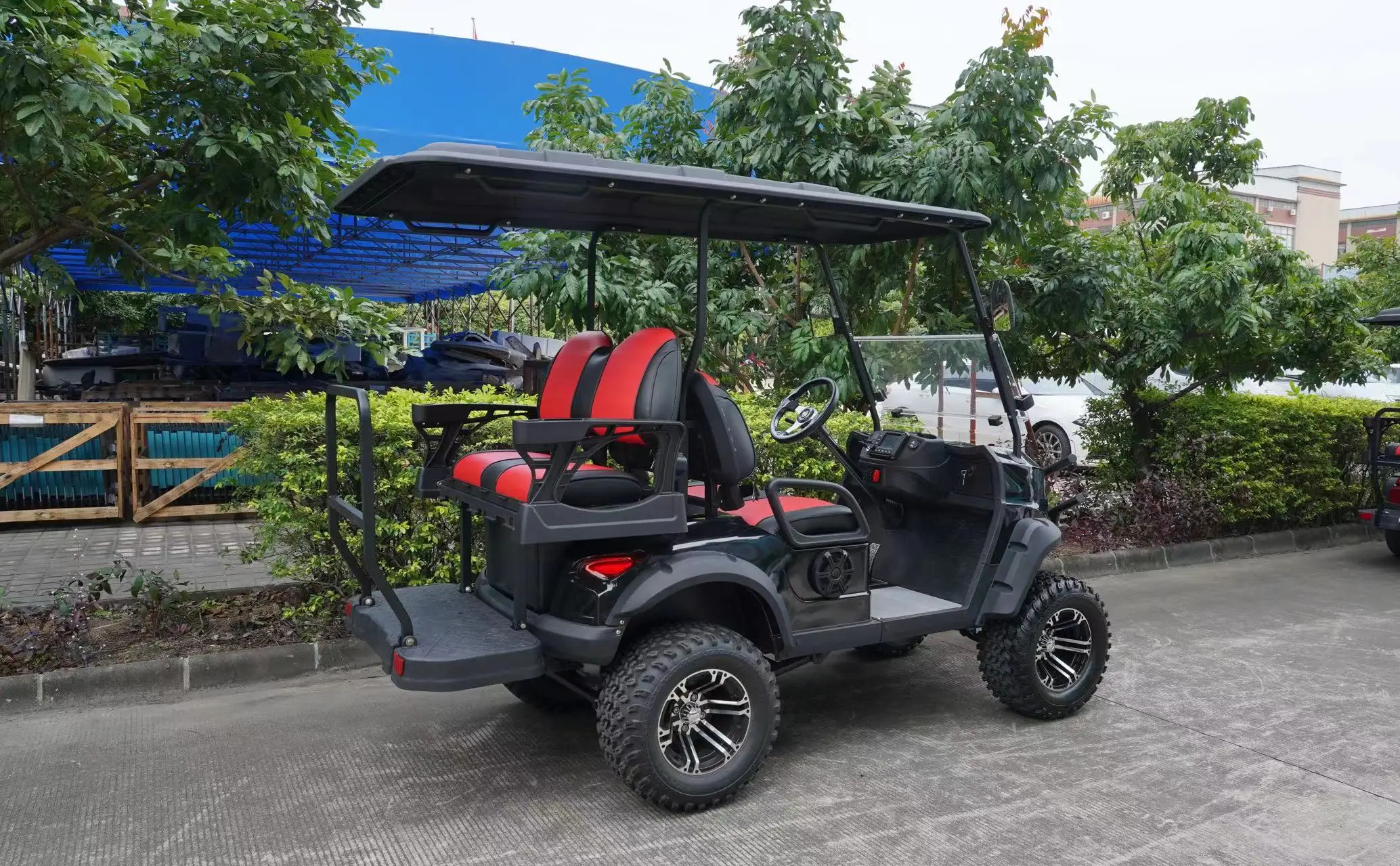 Дешевые электрические автомобили, 4 колеса, поднятые автомобили для гольфа, электрический гольф-скутер, новый дизайн, тележка для гольфа, распродажа