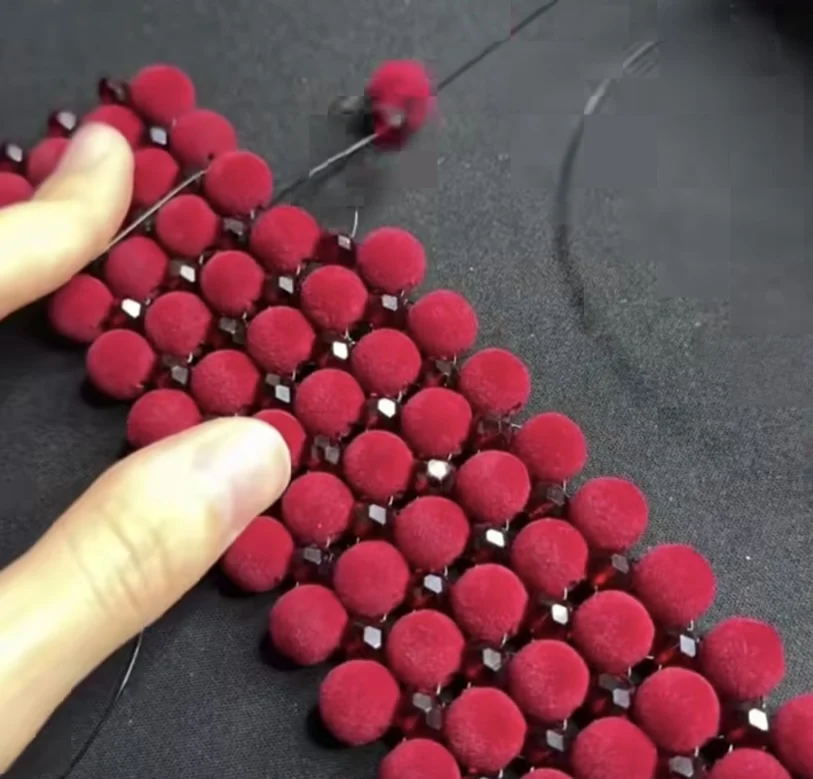 Factory Direct Sell 10 12 14 16mm Acrylic Velvet Beads Handmade Diy Accessories Round Shape Plastic Velvet Beads for Bag