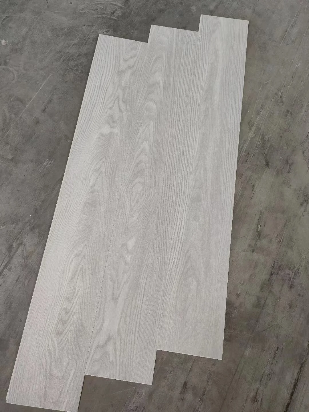 Ecofriendly Luxury Hybrid Click Vinyl Plank Virgin Material Pvc Lvt