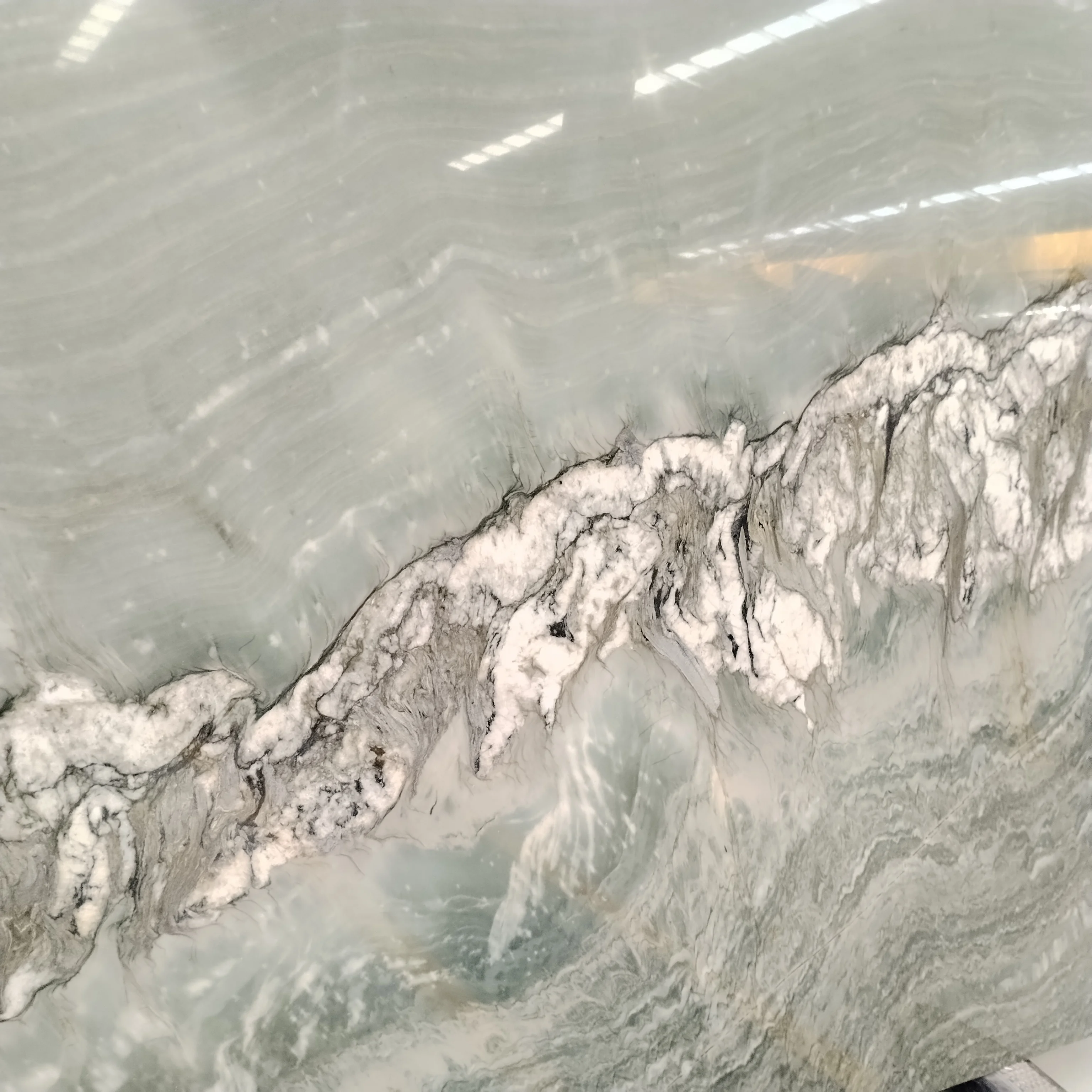 Deluxe  Botanic Wave Quartzite Slabs for hotel villa royal palace