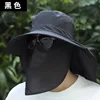 Black - Removable face mask