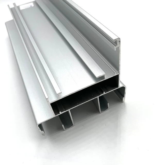 Sandblasting Surface Treatment Aluminum Extrusion Profiles to Make Windows