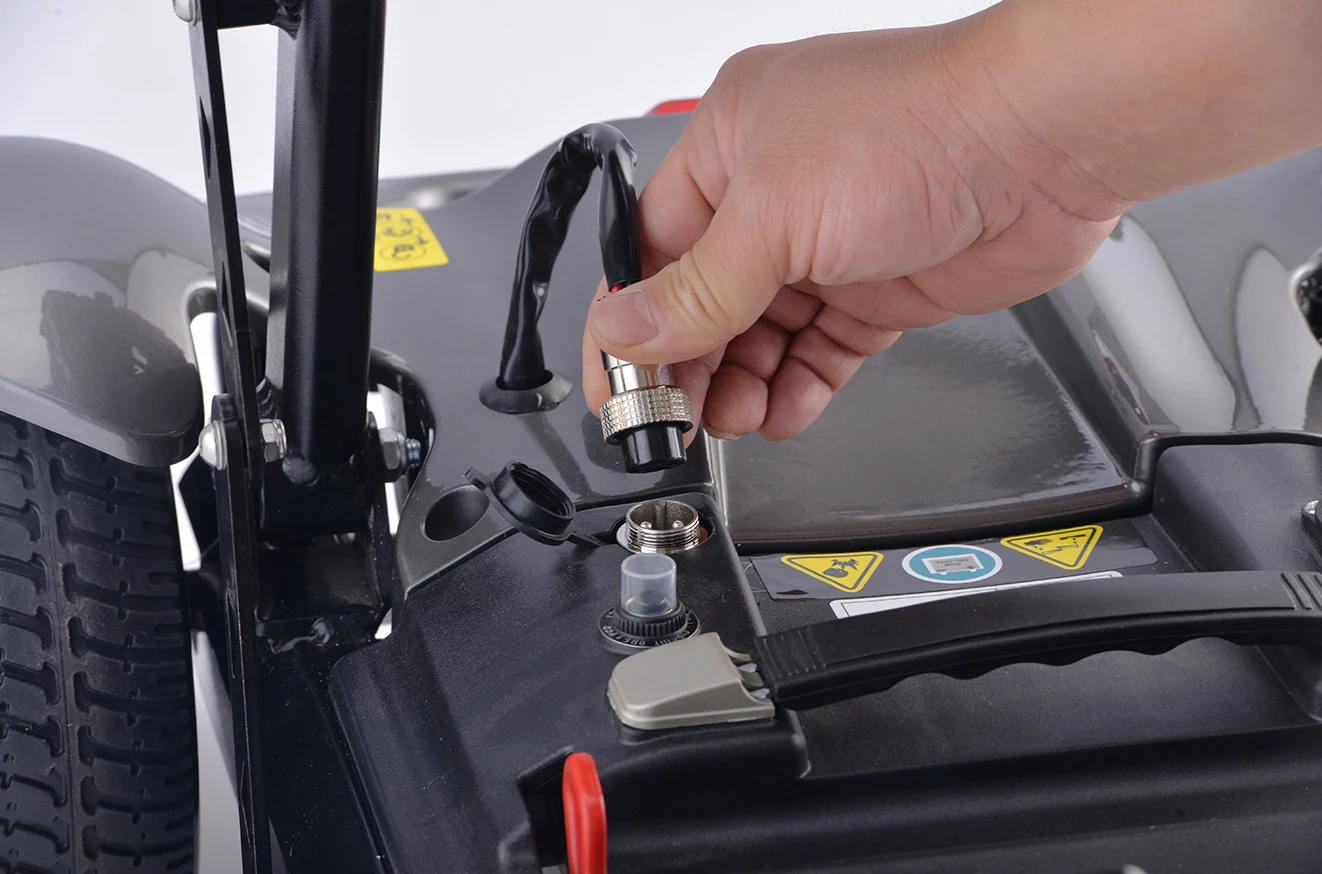 250w Powerful All Terrain Electric Mobility Scooter Lithium Battery Removable 4 Wheel Mobility