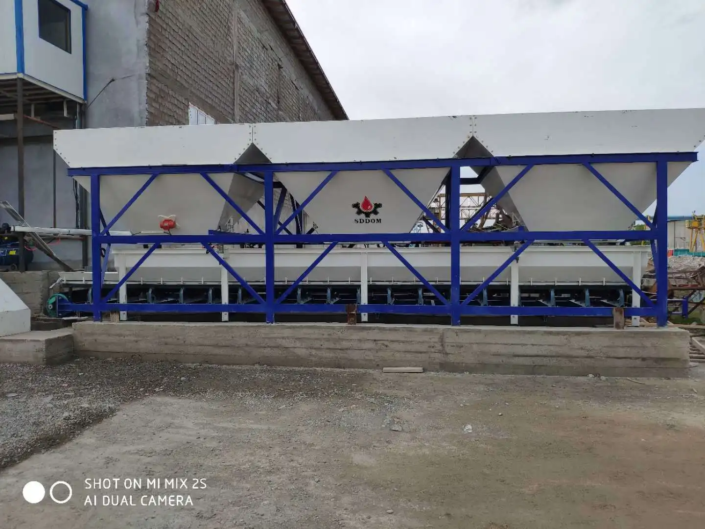 Accumulation Weighing Batcher Aggregate Storage Hopper Batching Machine Bins PLD Sand Stone Hopper for Sale