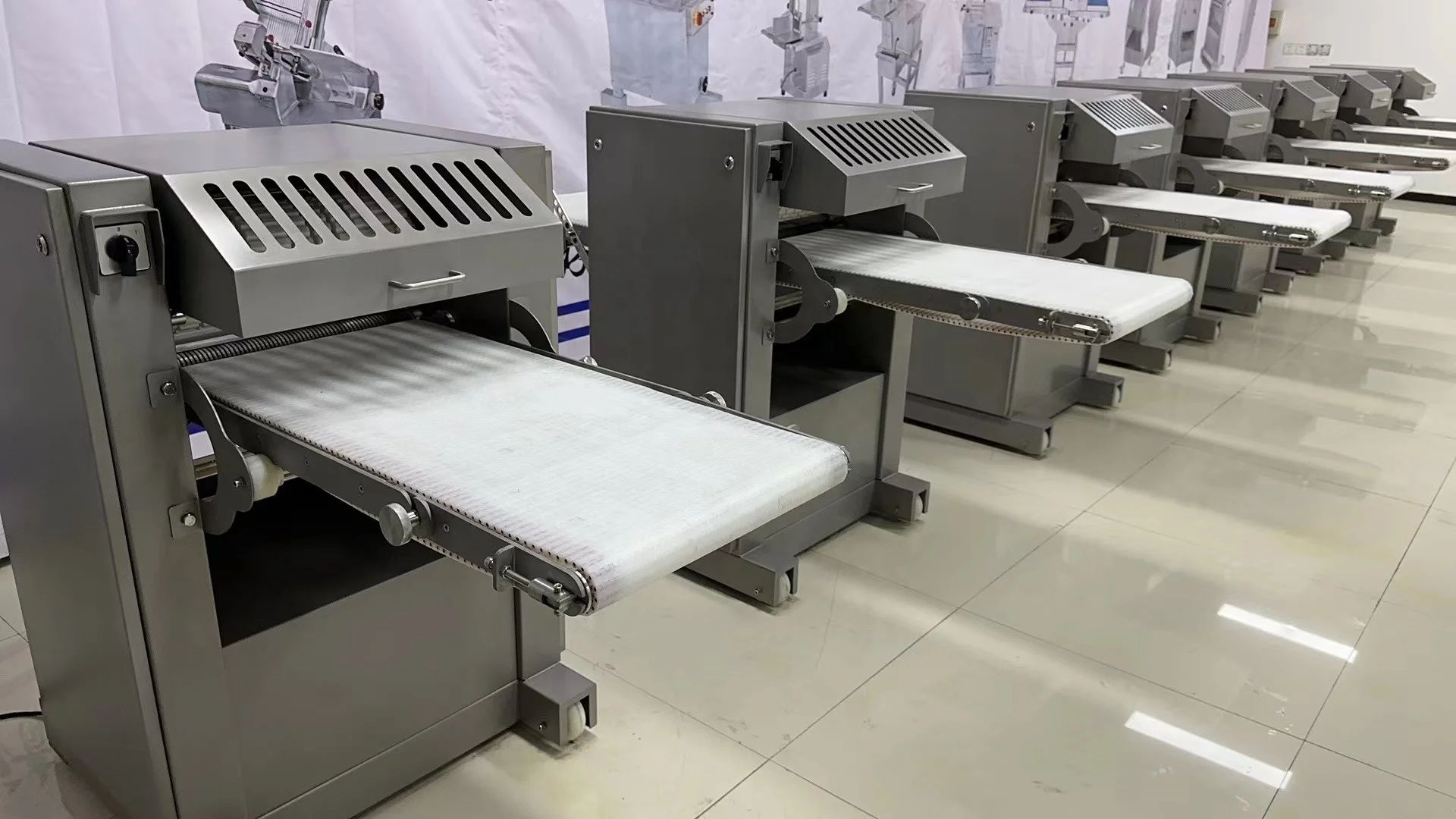 Factory Direct Pork Rind Meat Skinner Beef Lamb Pig Skin Remover Meat Peeler Cut Machine Restaurants Core Include Motor